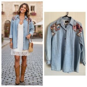 Manager Size S Cotton Denim Western Button Up Shirt Floral Yoke Vintage Canada